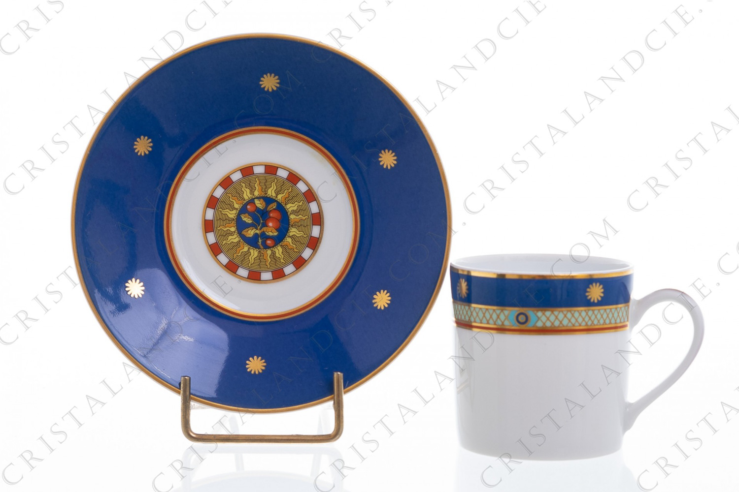 Tasse à café en porcelaine de Limoges de la maison Bernardaud modèle Solaris ornée de frises bleues, vertes et rouges et de filets et soleils or photo-1
