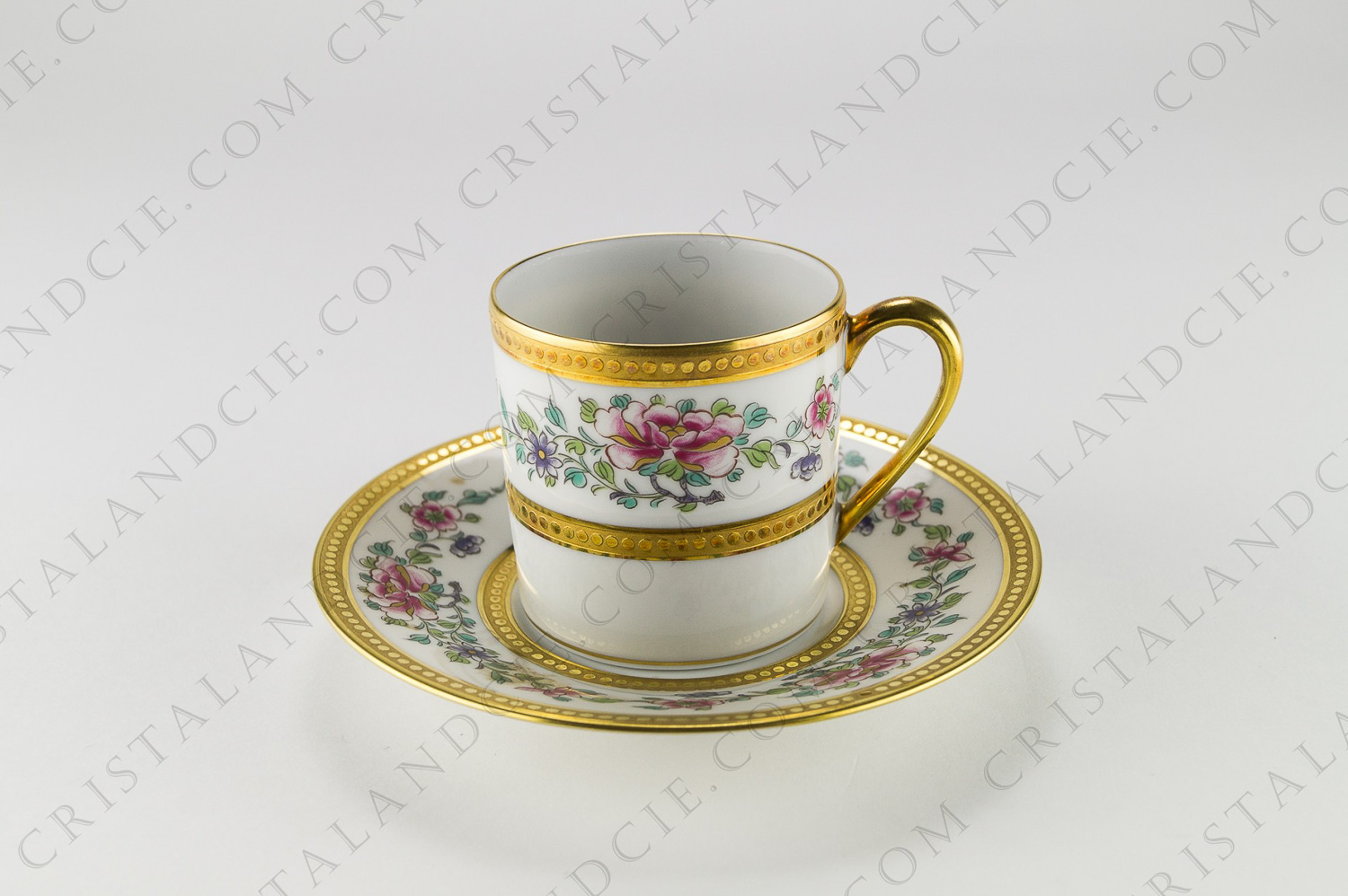 Coffee cup in Limoges china by Bernardaud pattern Villaris,decorated with gold inlays of two layers of browned with agate matt gold and polychrome flowers photo-1