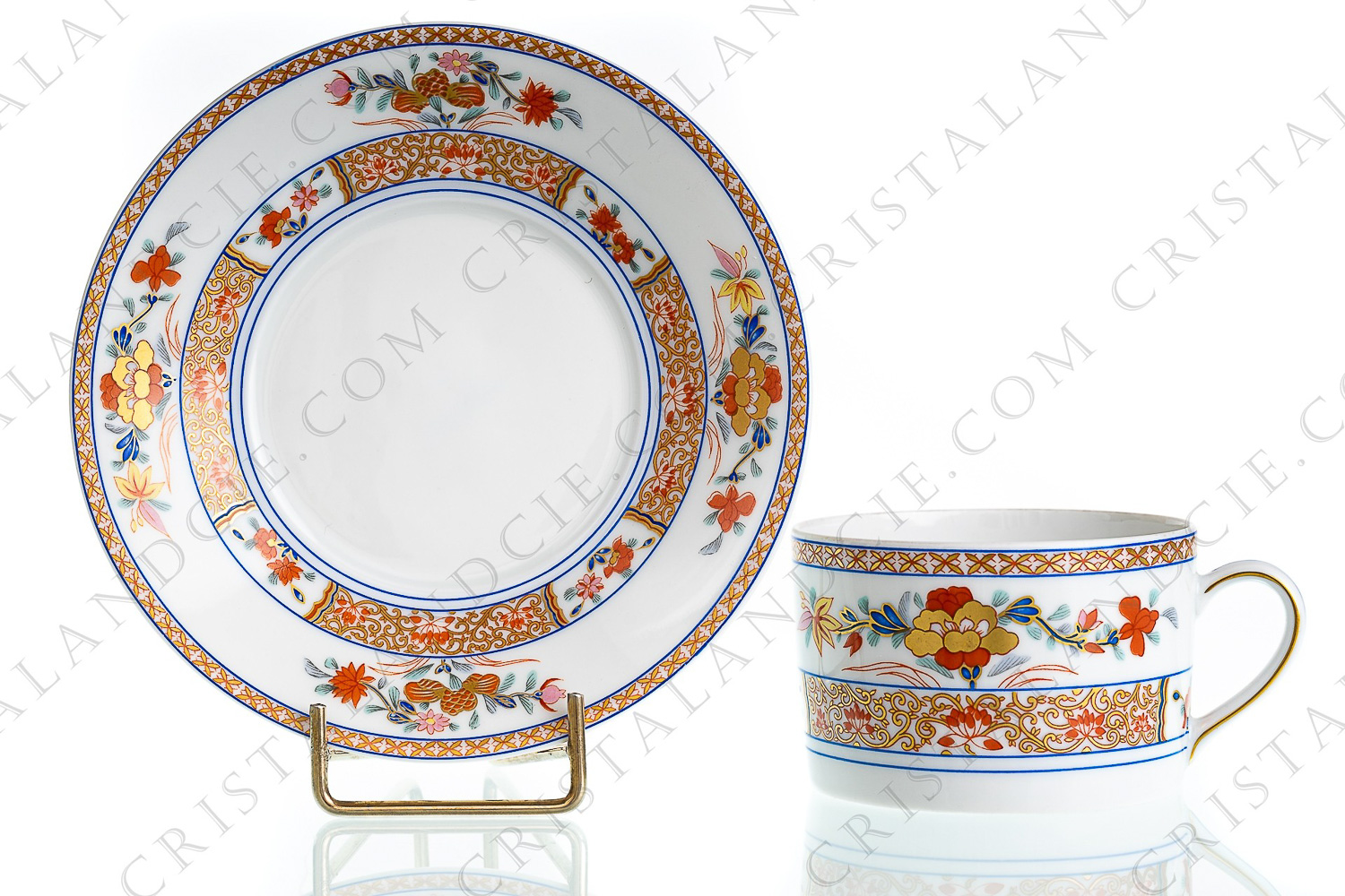 Tea cup in Limoges China by Bernardaud pattern Pondichery decorated with polychromes and gold flowers photo-1