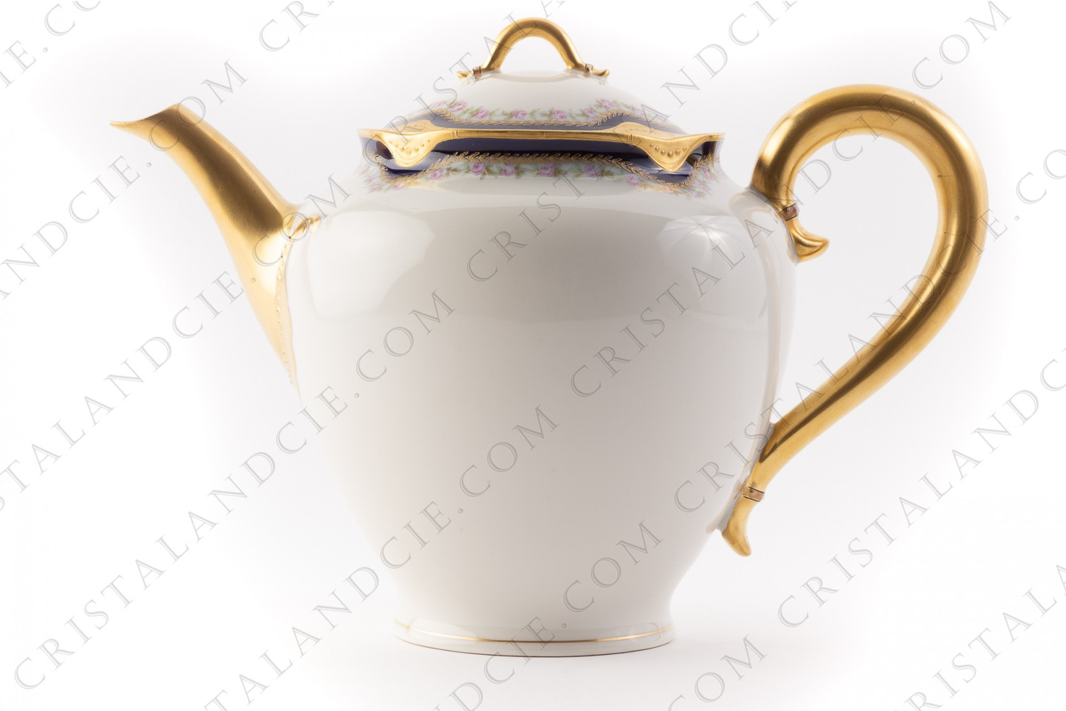 Tea pot in Limoges china by Haviland decorated with hand painted blue cobalt and gold stripes, and with friezes of polychromes roses photo-1