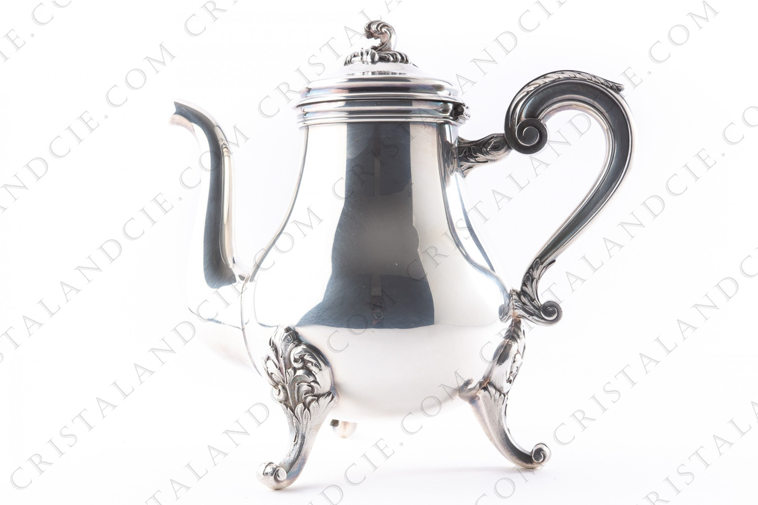Tea pot in platted silver by Christofle pattern Marly decorated with acanthus leaves photo-1