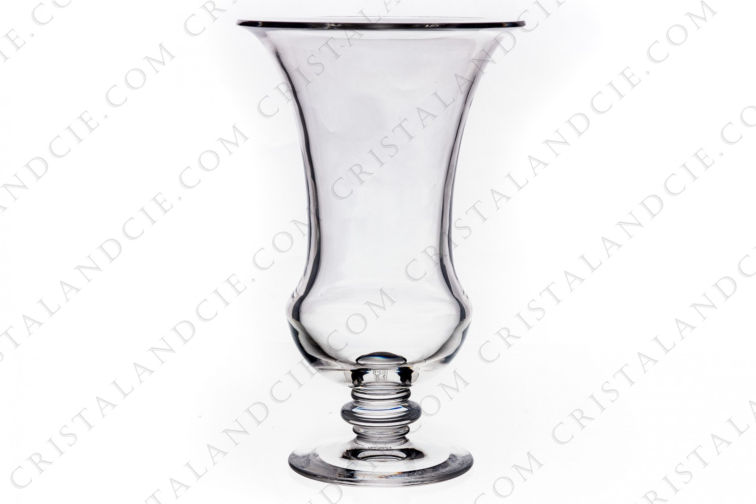 Vase in crystal by Baccarat pattern Angélique decorated with a ring on the stem photo-1