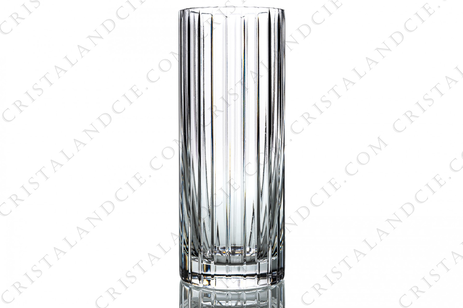 Vase en cristal de Baccarat modèle Harmonie grand modèle à décor de biseaux taillés photo-1