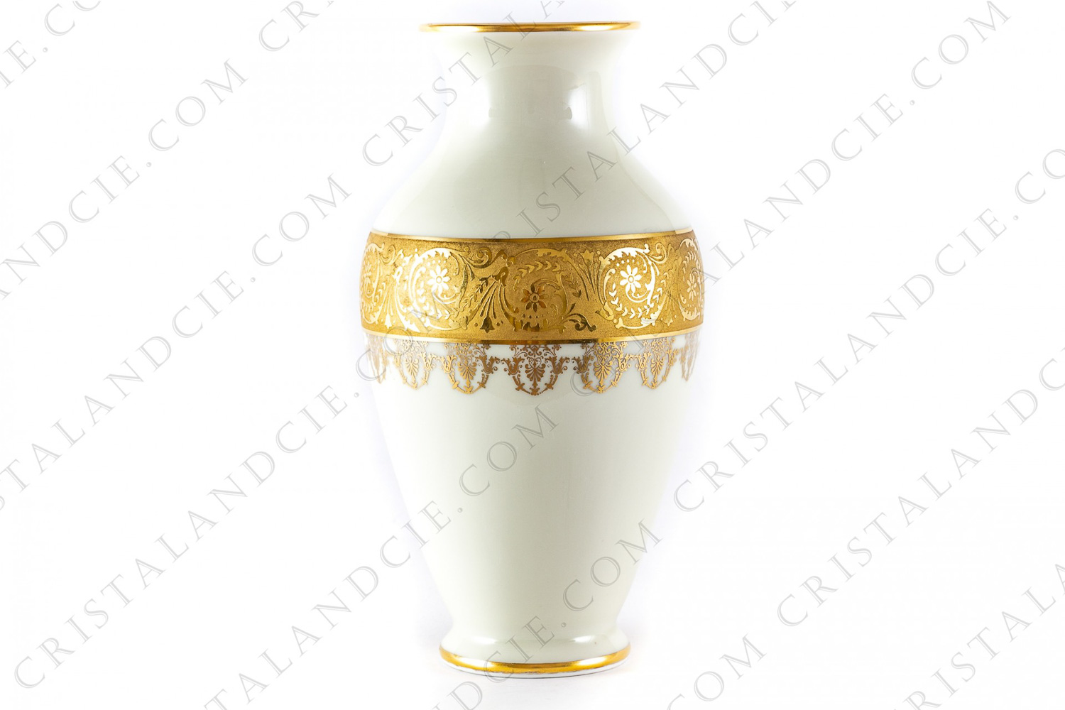 Vase in china of Limoges by A photo-1