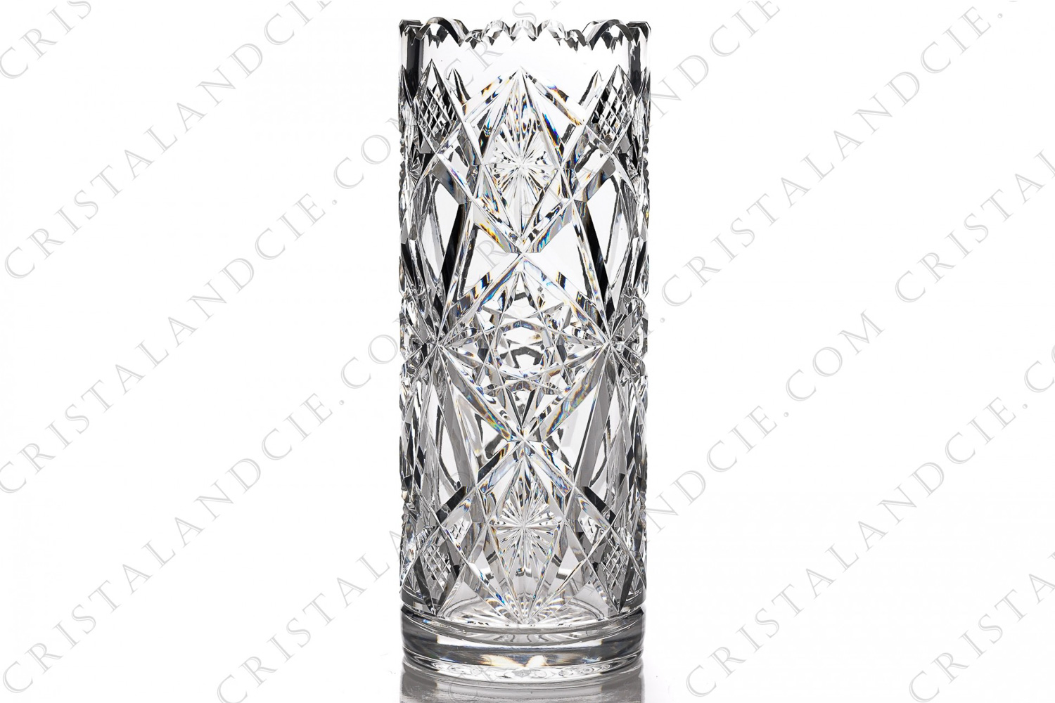 Roll vase in crystal by Baccarat pattern Lagny with an important cut pattern photo-1