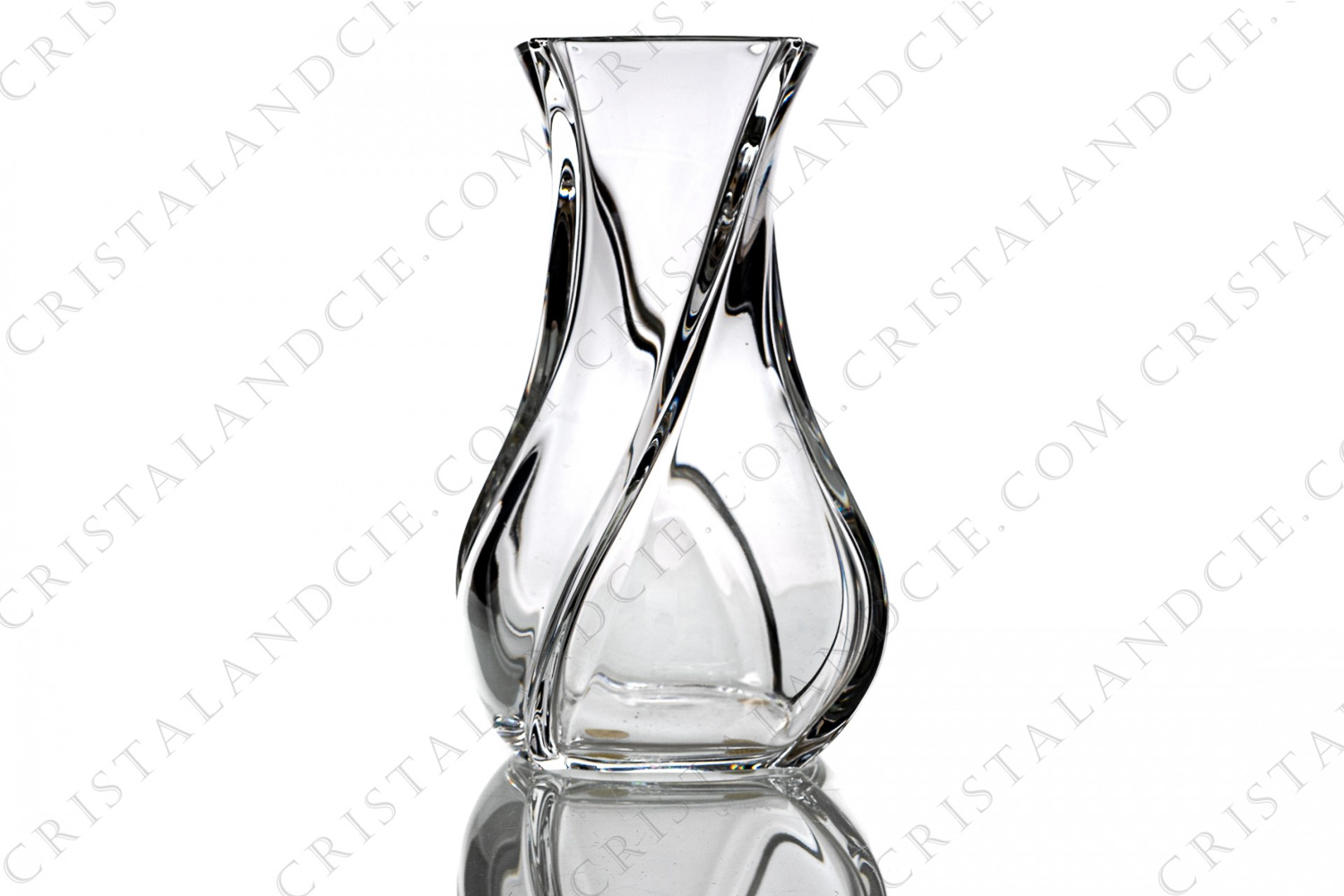 Vase en cristal de Baccarat modèle Serpentin médium à forme torsadée photo-1