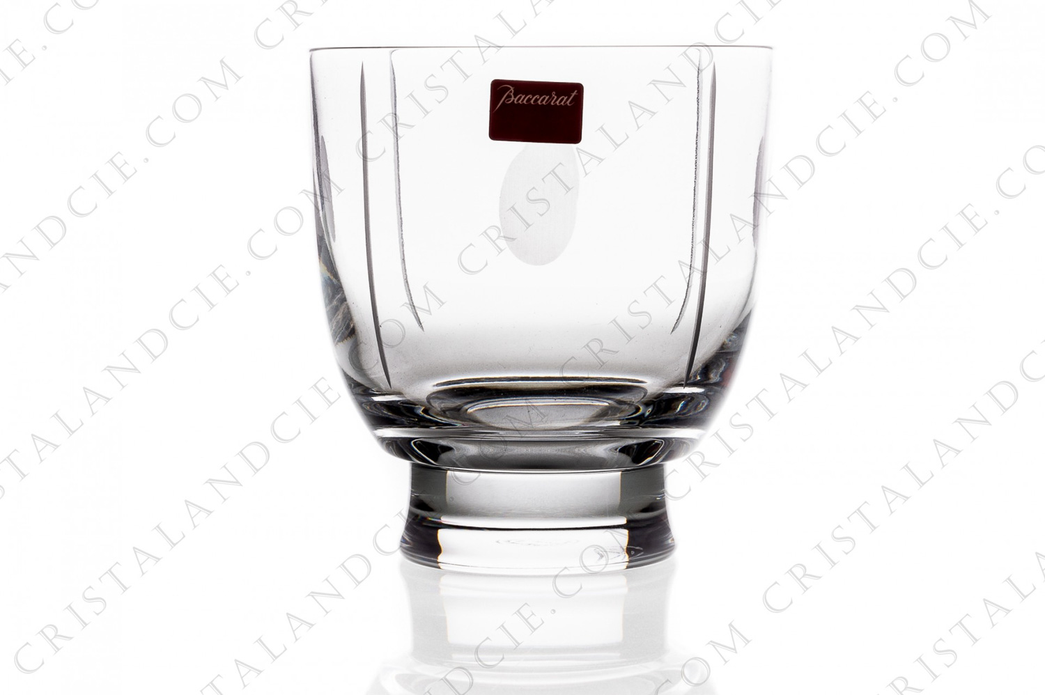 Tumbler in crystal by Baccarat pattern Tranquility, decorated with cut ovals and strings photo-1