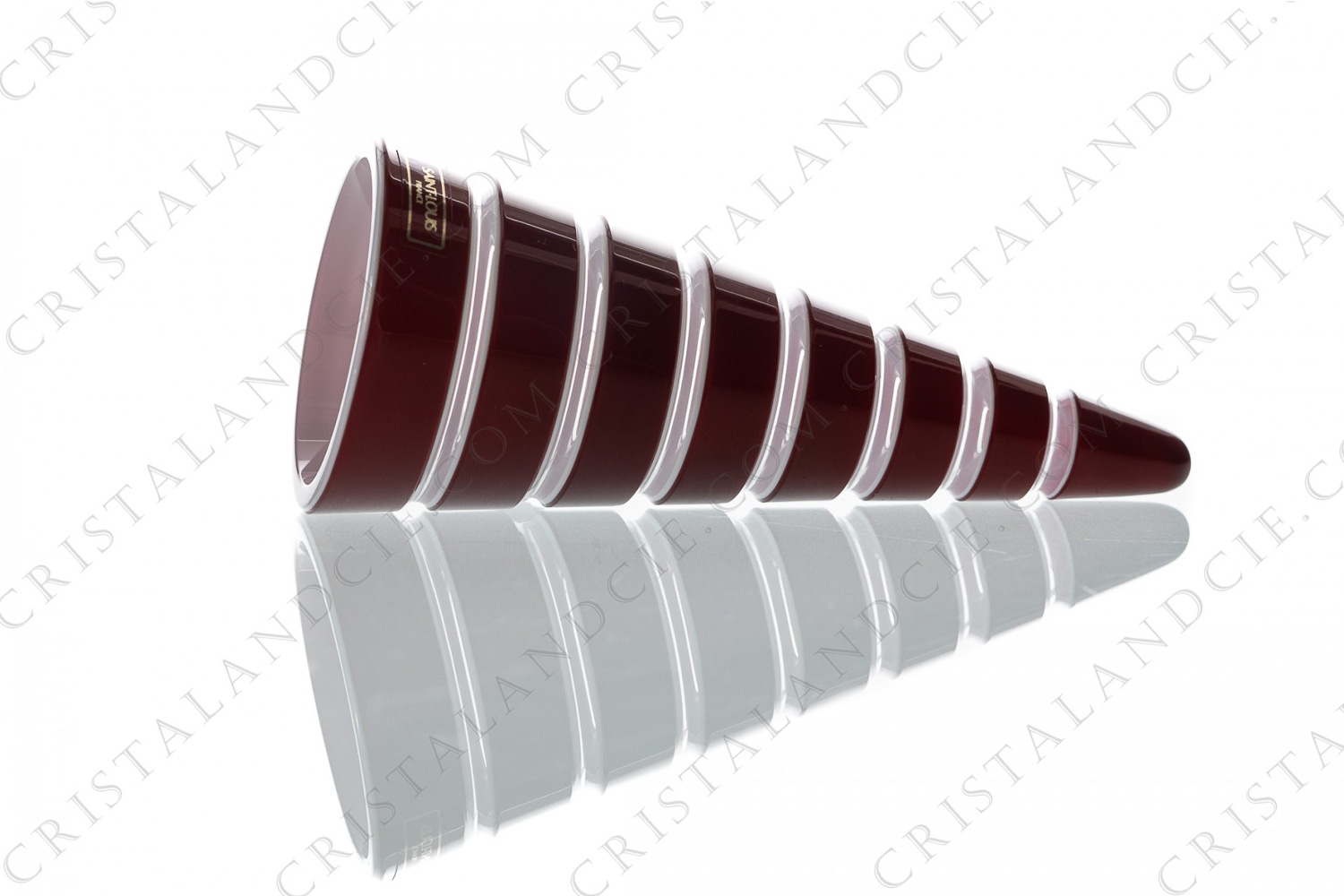 Uncommon one shot glass in red and white double-layered crystal by Saint-Louis pattern Volga with a cut pattern photo-1