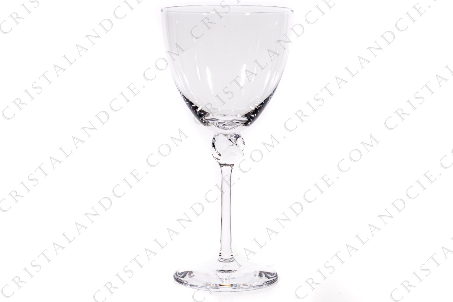 Verre à eau n°2 en cristal de Daum modèle Boléro présentant une bague torsadée sur la jambe photo-1