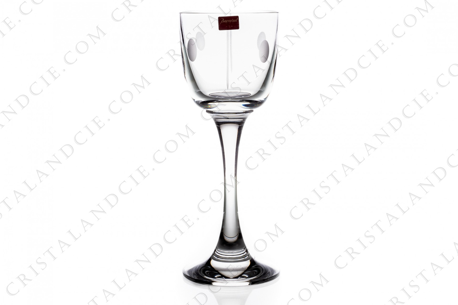 Verre à eau n°2 en cristal de Baccarat modèle Tranquility à décor d’ovales et traits taillés photo-1