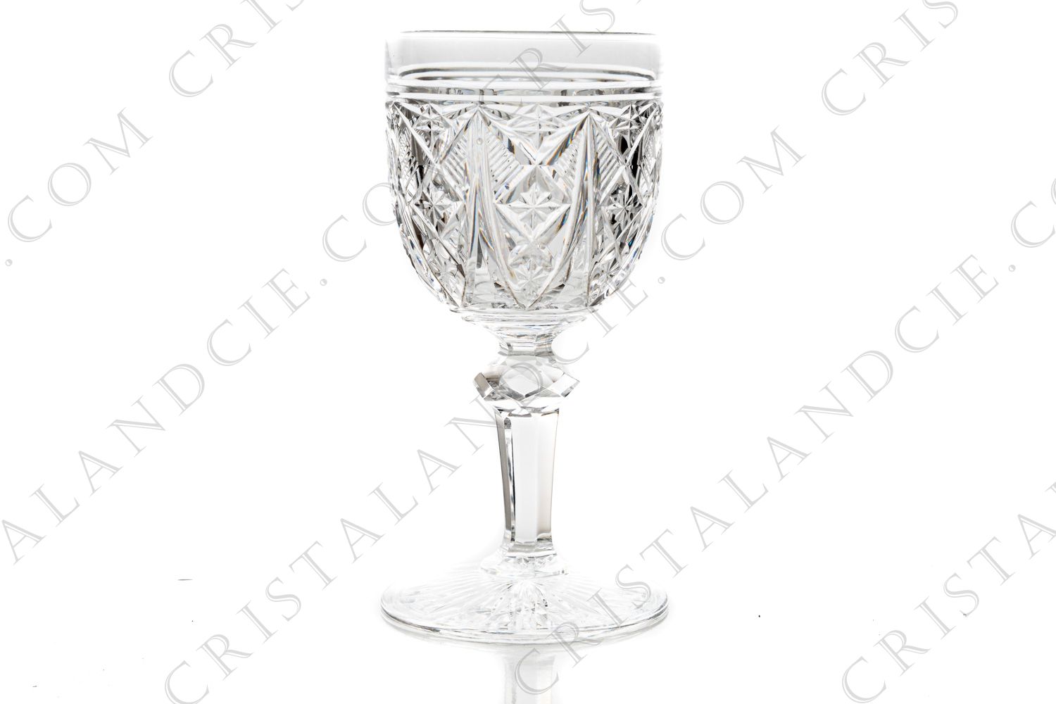 Sherry glass n°5 in crystal by Baccarat shape 9056 cut 9058 with a pattern of bevels and stars on the gob, a faceted ring and flatcut on the stem, and a star under the foot photo-1