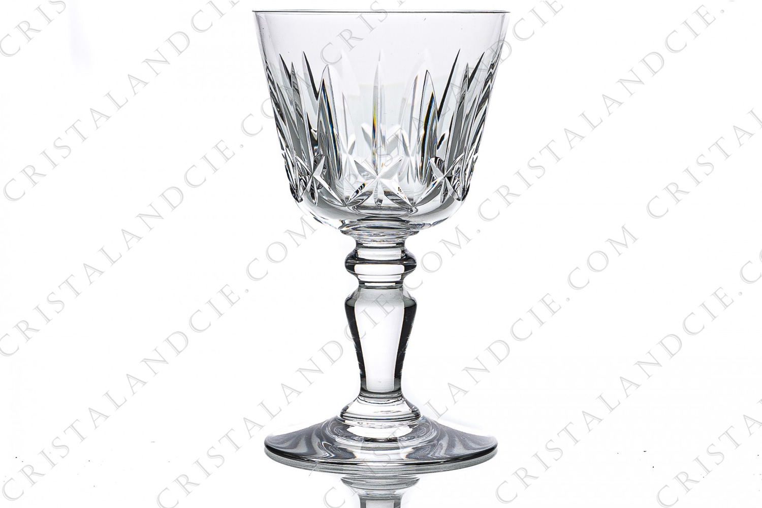 Sherry glass n°5 in crystal by Baccarat pattern Ile de France with a cut pattern on the gob photo-1