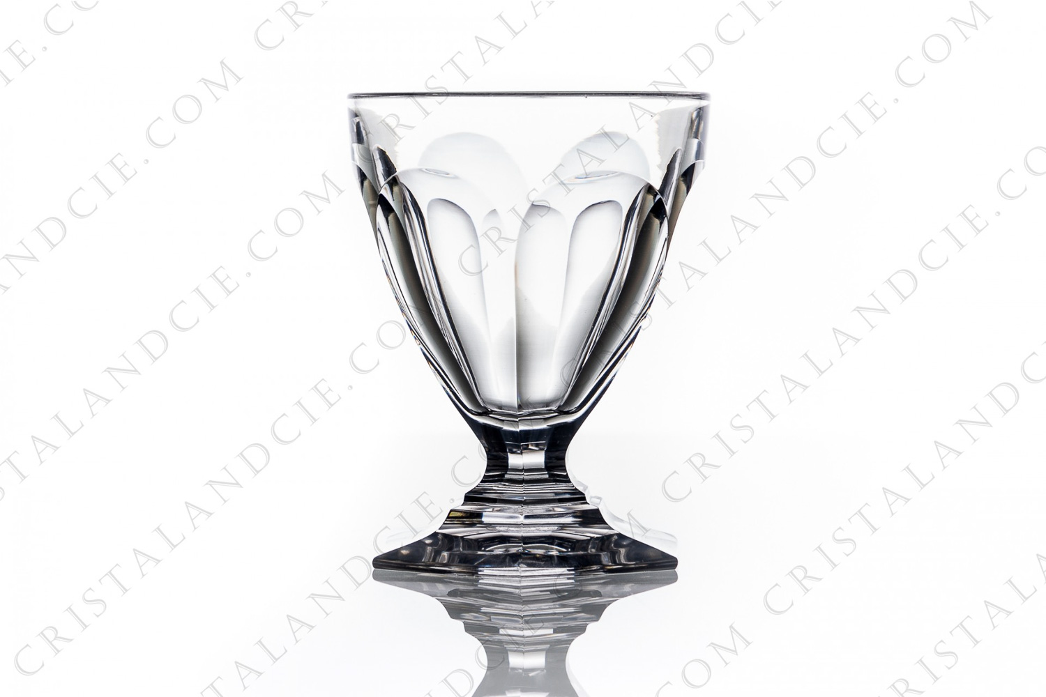 Wine glass n°3 in crystal by Baccarat pattern Bourbon decorated with flatcut, hexagonal foot photo-1