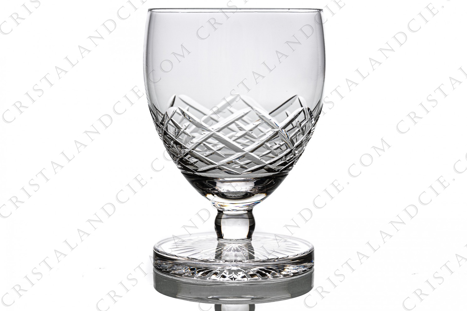 White wine glass n°4 in crystal by Saint-Louis pattern Florian cut 539 with a cut pattern and a star on the bottom photo-1