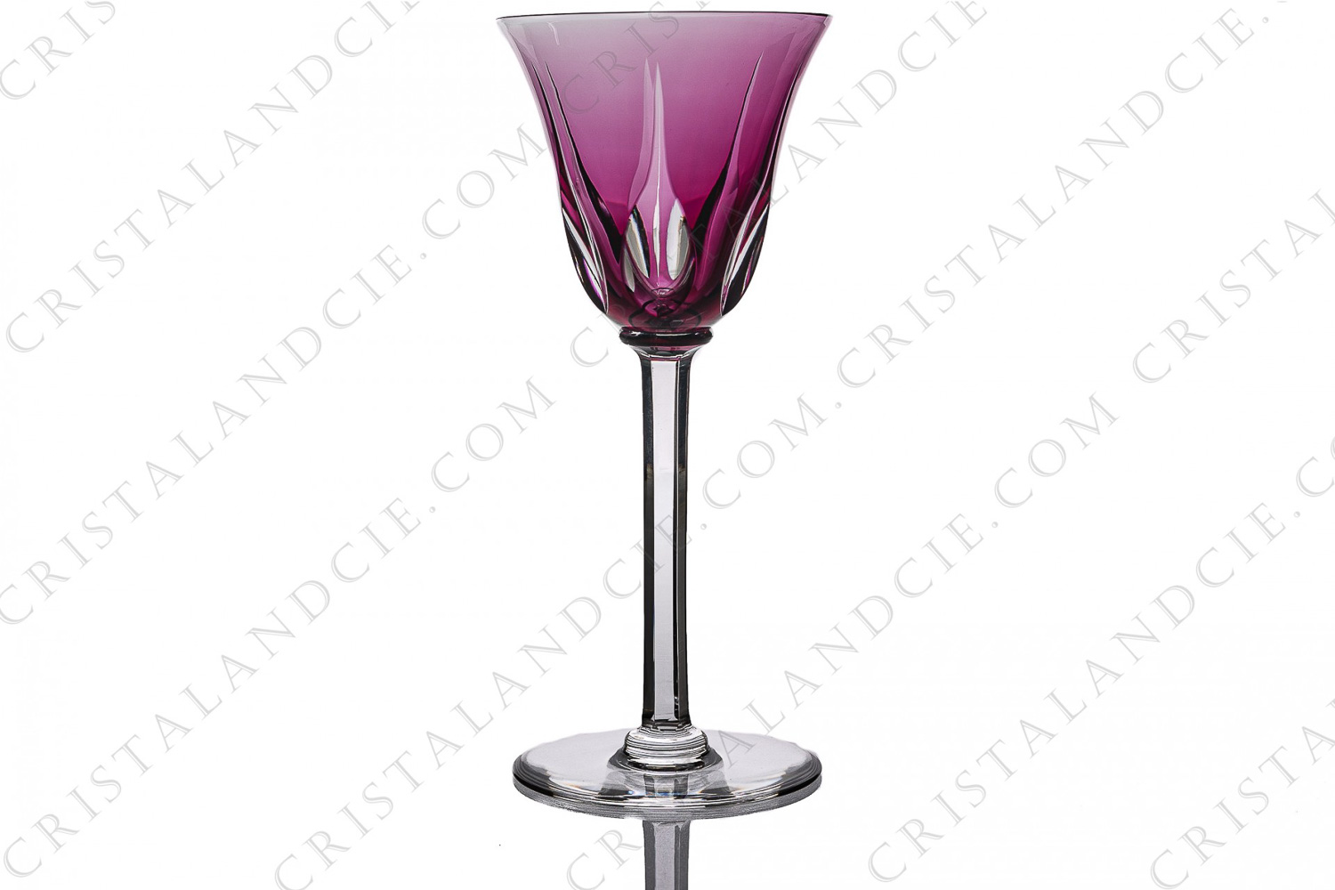 Verre à vin du Rhin roemer en cristal double couches améthyste de Saint-Louis modèle Cerdagne à décor taillé photo-1