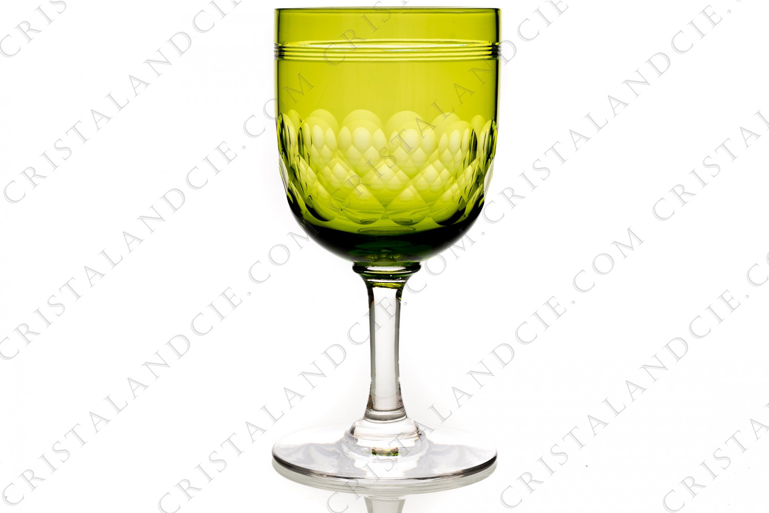 Red wine glass n°3 in crystal by Baccarat pattern Chauny decorated with cut honeycomb photo-1