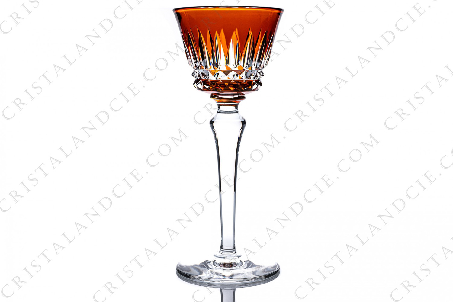Verre à vin du Rhin, roemer en cristal double-couches orange de Baccarat modèle Piccadilly à décor taillé photo-1