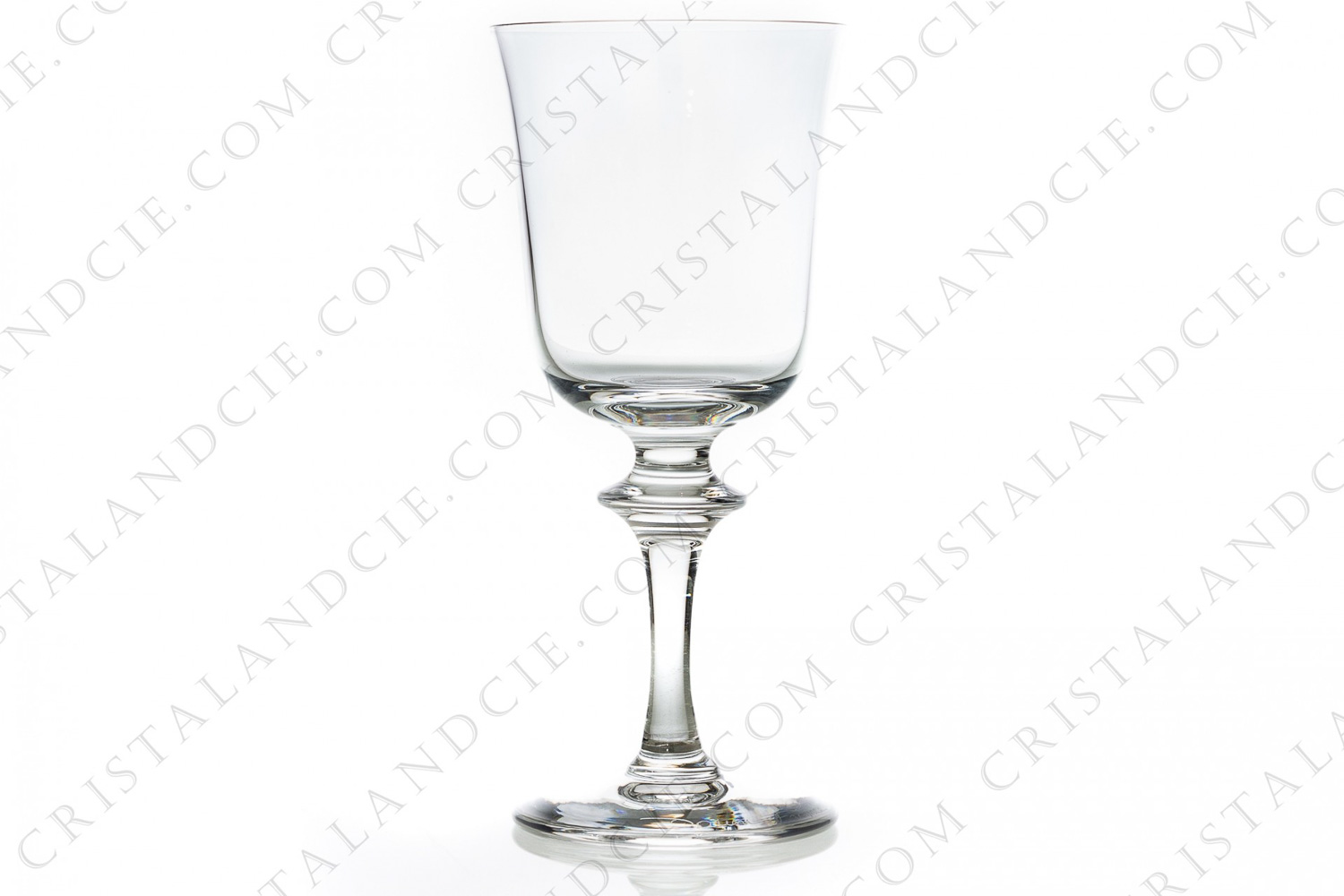 Verre à vin n°4 en cristal de Daum modèle Saumur orné d une bague sur la jambe photo-1