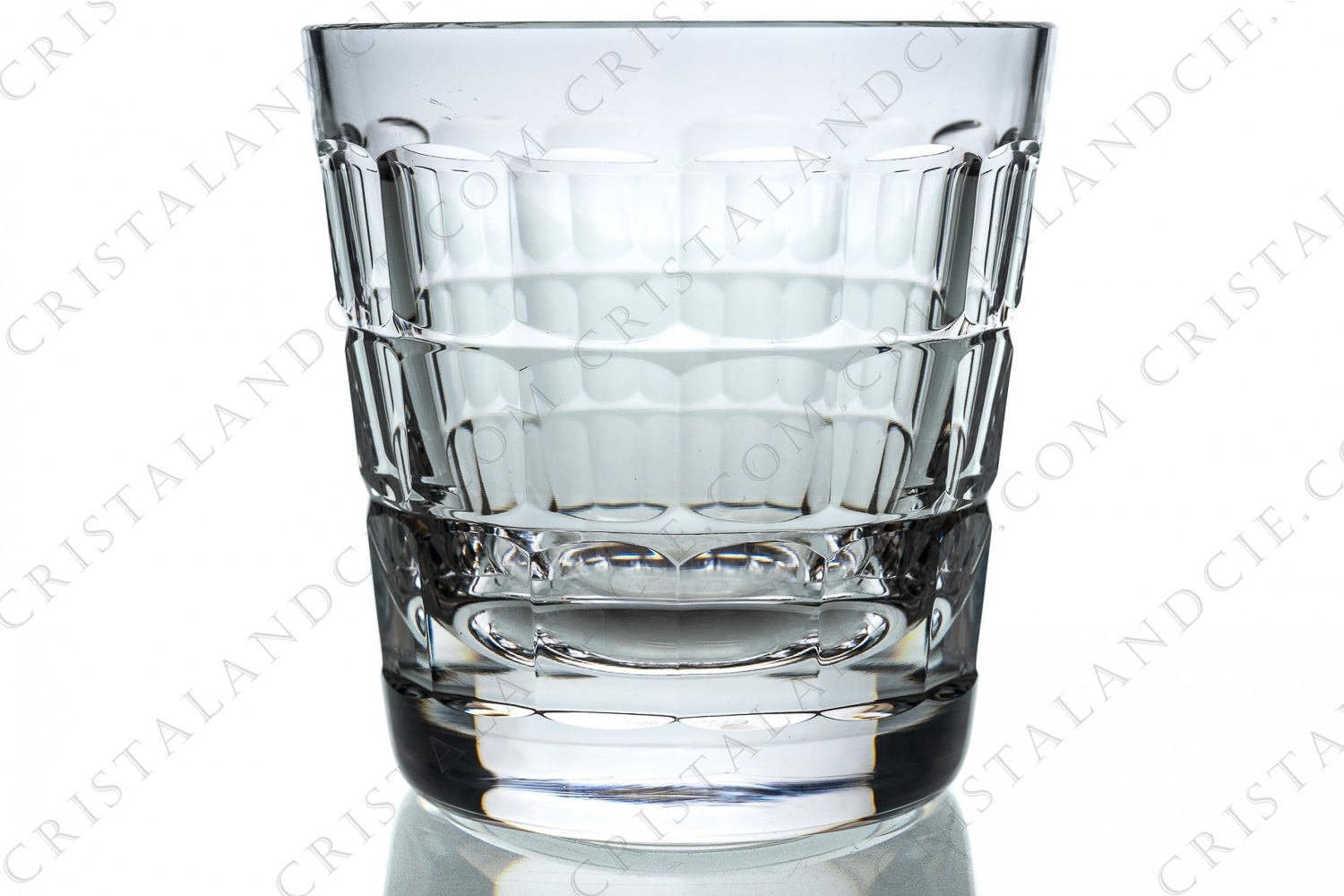 Verre à Whisky, gobelet Old fashion n°1 en cristal de Baccarat modèle Charmes à décor taillé sur la paraison photo-1