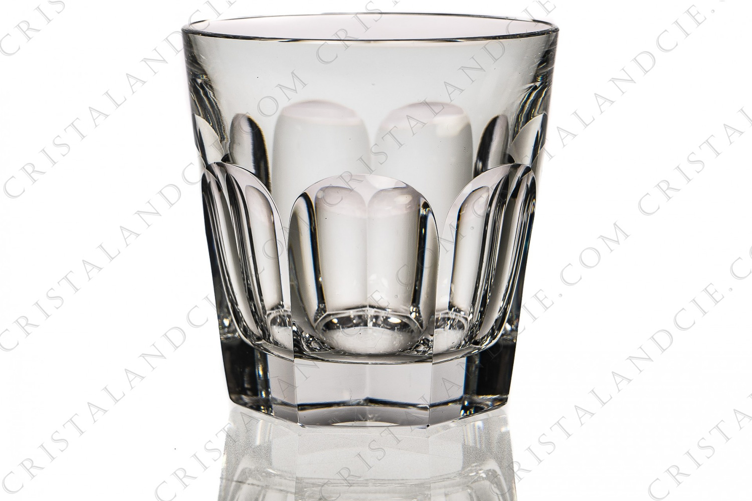 Verre à Whisky gobelet n°1 en cristal de baccarat modèle Harcourt orné de côtes plates taillées photo-1