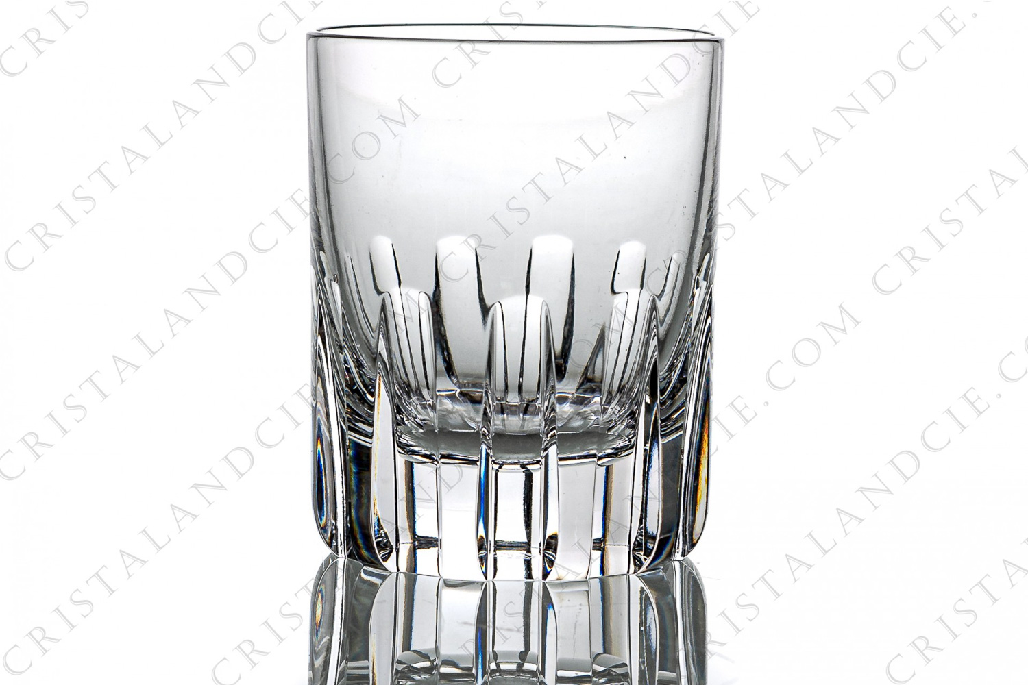 Verre à Whisky, gobelet n°3 en cristal de Baccarat modèle Rotary à décor taillé photo-1