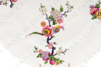 Assiette à dessert en porcelaine de Limoges de la maison Bernardaud modèle Bengali décorées de fleurs polychromes et d oiseaux de paradis photo-3