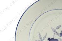 Assiette à dessert en porcelaine de Limoges de la maison Haviland et Parlon modèle Shangaï bleu orient orné de fleurs en camaïeu de bleus photo-3