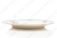 Assiette plate en porcelaine de Limoges de la maison Sigismond Maas ornée de chrysanthèmes rose et blancs sur un fond bleu clair et de liserets or photo-2