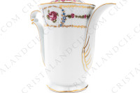 Coffee pot in Limoges china by Bernardaud pattern Roses de Limoges decorated with friezes of pink roses, with roses in medallion and gold friezes photo-9