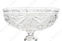 Coupe à Champagne en cristal de Baccarat forme 9056 taille 9058 présentant un décor de biseaux et étoile sur la paraison, une bague facettée et des côtes plates sur la jambe et une étoile à flammes sous le pied photo-3