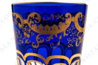 Gobelet à thé n°5 en cristal double couches bleu foncé de Saint-Louis modèle Rabat or orné d arabesques végétales et de côtes plates photo-3
