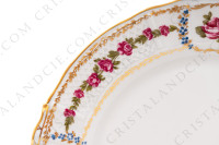 Cake dish in Limoges china by Bernardaud pattern Roses de Limoges decorated with friezes of pink roses, with roses in medallion and gold friezes photo-5