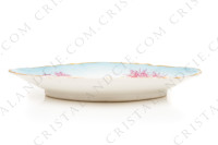 Ravier en porcelaine de Limoges de la maison Sigismond Maas orné de chrysanthèmes rose et blancs sur un fond bleu clair et de liserets or photo-2