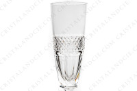 Série de six flûtes à Champagne en cristal de Saint-Louis modèle Trianon dont la paraison est ornée de facettes surmontées d une frise de pointes de diamant, jambe à pans coupés muni d une bague à mi-hauteur photo-4