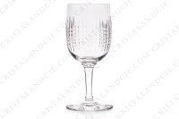Série de six verres à vin blanc n°4 en cristal de Baccarat modèle Nancy présentant un important décor taillé photo-2