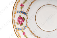 Coffee cup in Limoges china by Bernardaud pattern Roses de Limoges decorated with friezes of pink roses, with roses in medallion and gold friezes photo-10