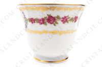 Coffee cup in Limoges china by Bernardaud pattern Roses de Limoges decorated with friezes of pink roses, with roses in medallion and gold friezes photo-6
