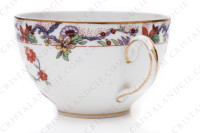Tasse à thé en porcelaine de Limoges de la maison Bernardaud ornée d un décor polychrome japonisant photo-5