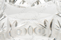 Vase en cristal de Saint-Louis modèle 411 présentant un riche décor taillé de biseaux et étoiles photo-6