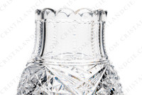 Vase en cristal de Baccarat présentant un riche décor taillé photo-4