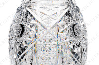 Vase en cristal de Baccarat présentant un riche décor taillé photo-7