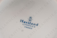Vase en porcelaine de Limoges de la maison Haviland modèle Aux Cailles ornée de couples de cailles, de papillons et fleurs polychromes rehaussés d or photo-9