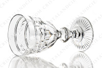 Verre à vin blanc n°4 en cristal de Baccarat modèle Jonzac orné de pans coupés et d une frise de lauriers sur la paraison, la jambe est ornée d une bague et une étoile décore le pied photo-2