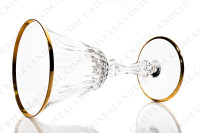 Verre à vin rouge n°3 en cristal de Saint-Louis modèle Lozère B or présentant décor de biseaux taillés, un pied creux taillé et des filets or photo-2